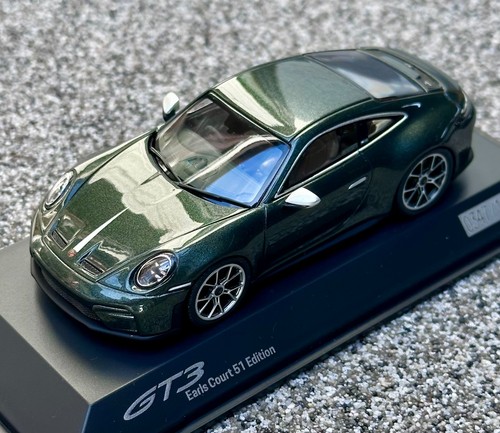Porsche 911 992 gt3 touring - 911,