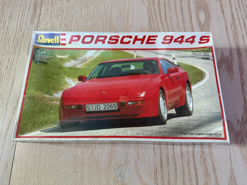 Revell porsche 944s 24 - porsche,
