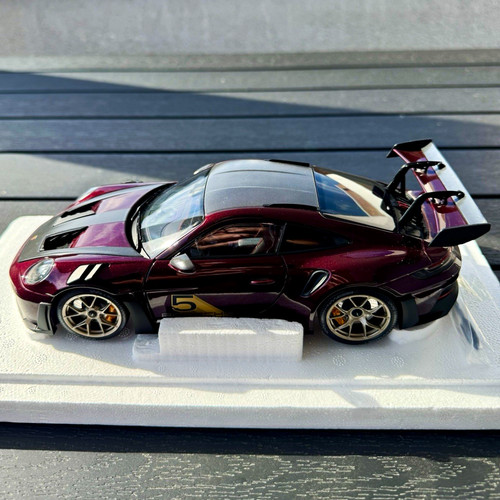 Porsche 911 gt3 rs - 1:18,