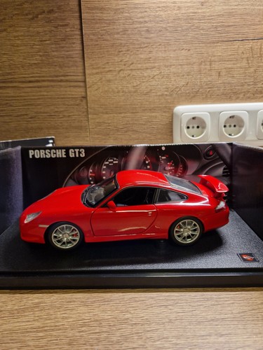 Mattel hot wheels porsche - 1:18,